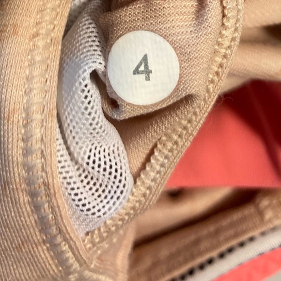 Lululemon Ready,Set,Sweat Tank Double Dot White Black/Very Light Flare Size 4 - Picture 12 of 15